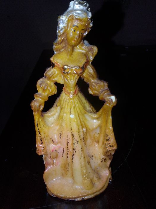 Золушка статуэтка