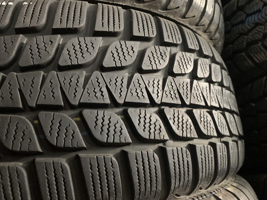 Шини б/у 195/65 15 Bridgestone Blizzak LM-25
