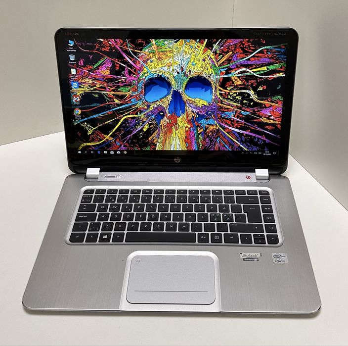 Hp TouchSmart 15.6" сенсорний FullHD 8/128GB SDD/ i5-3317u