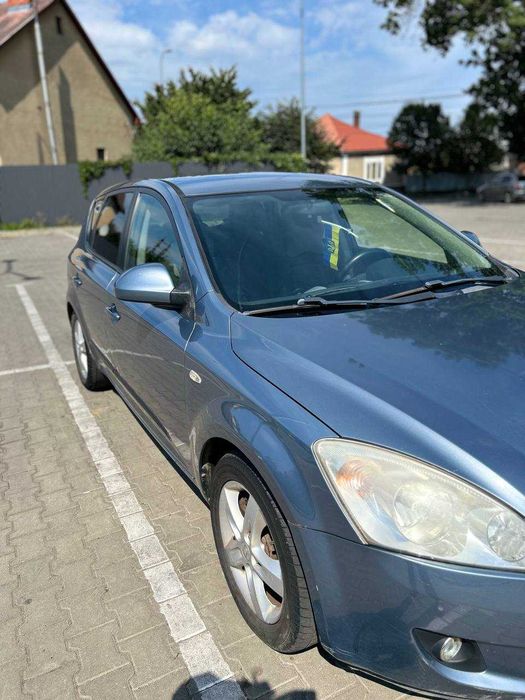 KIA CEED 2007 року випуску в хорошому стані 1.6  CRDi