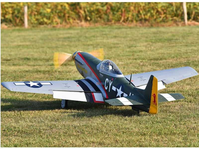 Aeromodelismo, P-51 completo c/ 2.30mts