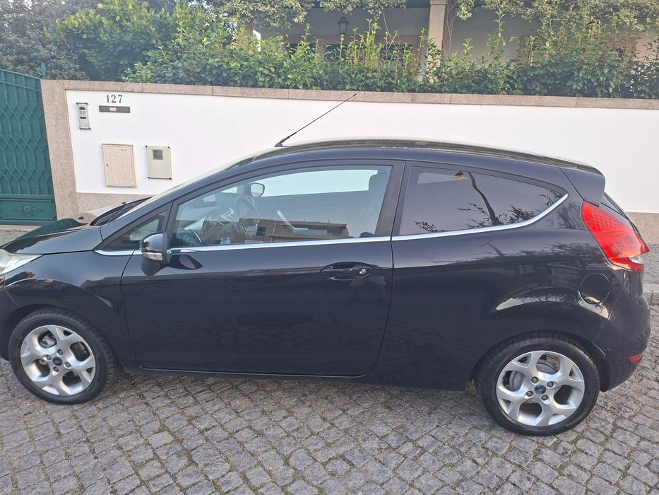 Ford Fiesta 1.2 82cv