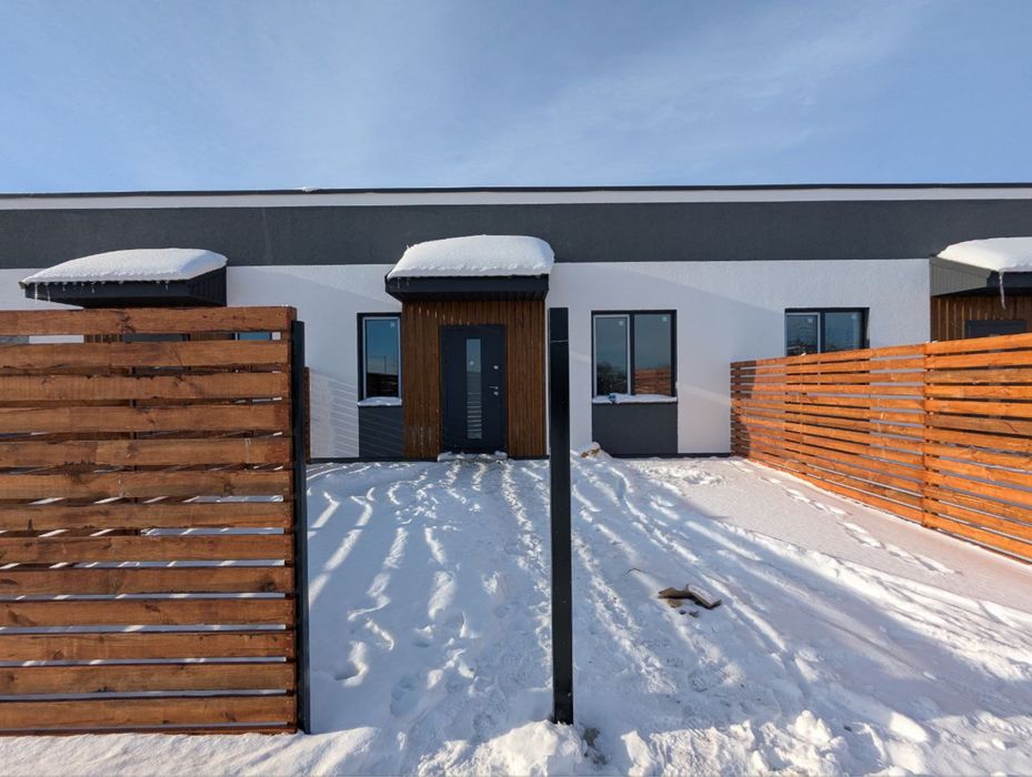 Продаж! Таунхаус з частковим РЕМОНТОМ