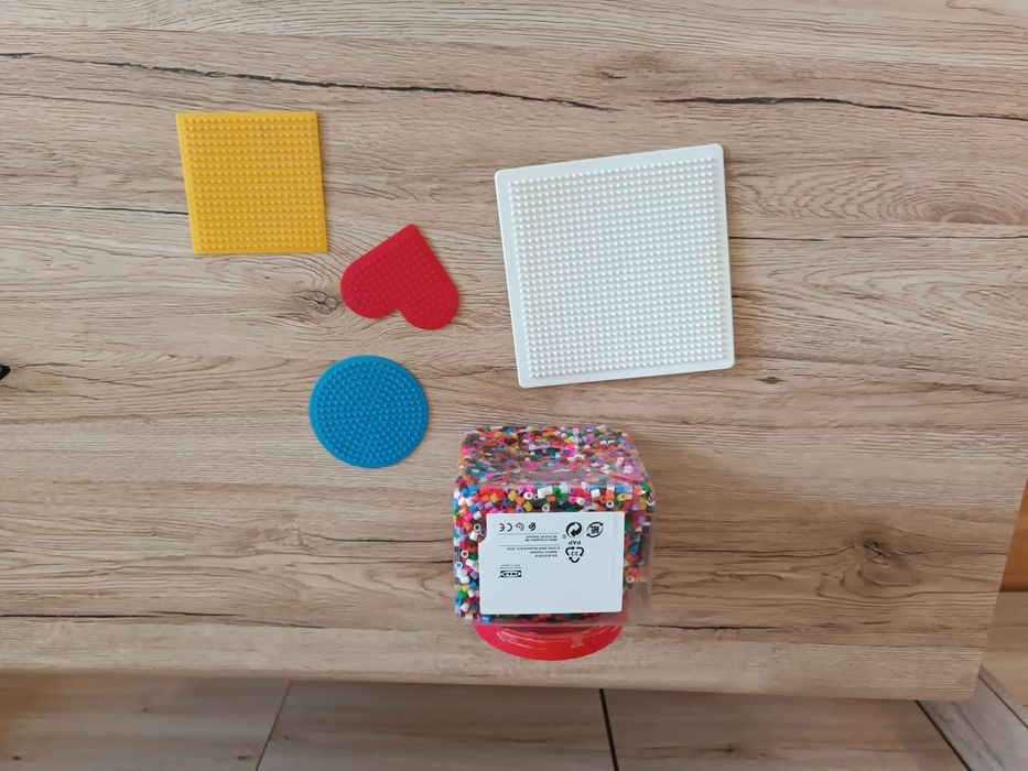 Koraliki do prasowania IKEA PYSSLA – Duży zestaw + 4 formy