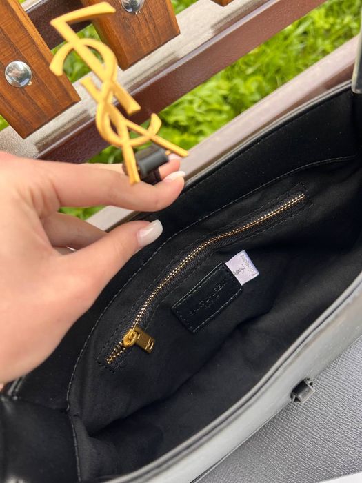 Шкіряна сумка чорна