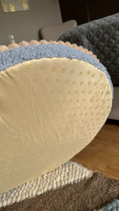 Лежанка для тварин