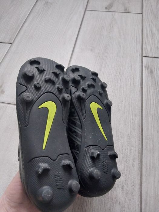 Сороконіжки Nike 19 см