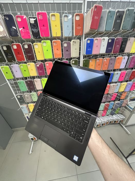 Ультрабук-трансформер Dell Latitude 5300 сенсорний i5-8365U  SSD