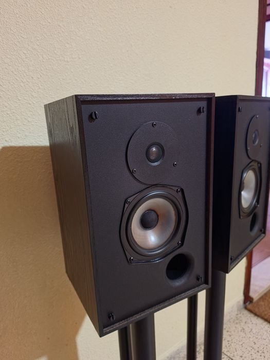 Colunas Rogers LS2a