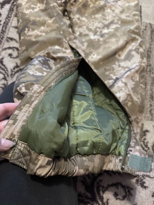 Куртка бомбер і штани ,брюки