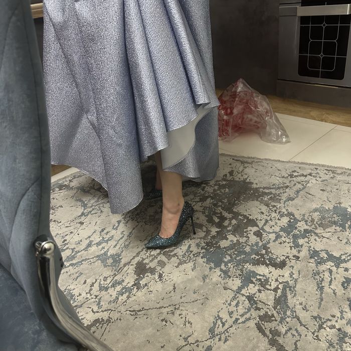 Продам платье выпускное новое .