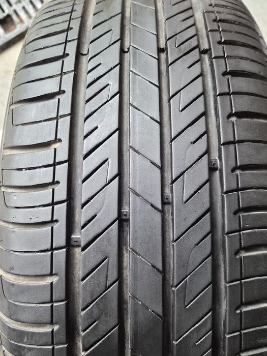 Opony kumho solus 215/55 R17