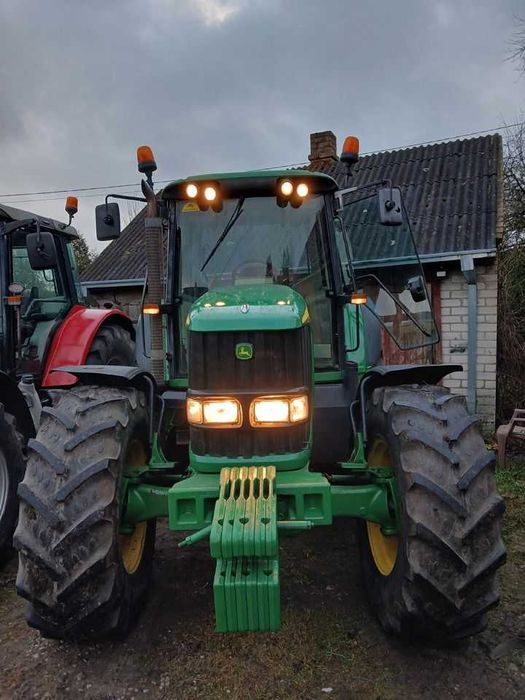 Trator John Deere 6820, PQ - COMO NOVO