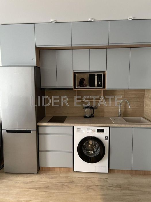 Продаж 1,5 кім кв. 37м², Солочин, 4/7 пов.