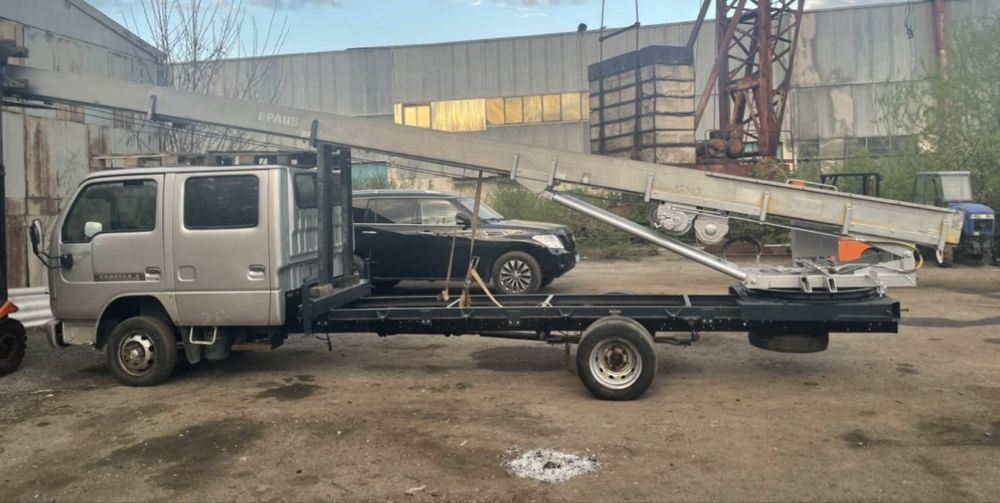 36 метр Ladder lift Nissan Cabstar Paus вишка вантажний ліфт підйомник