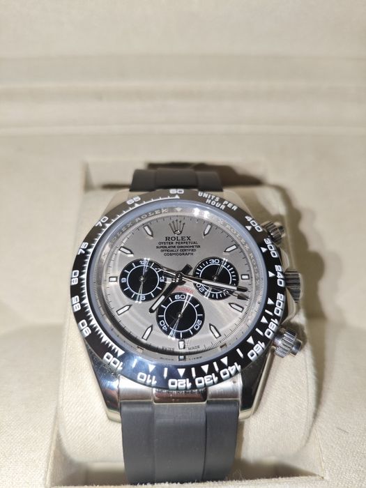 Rolex Daytona "Ghost" – Mostrador Cinza com Pulseira Oysterflex