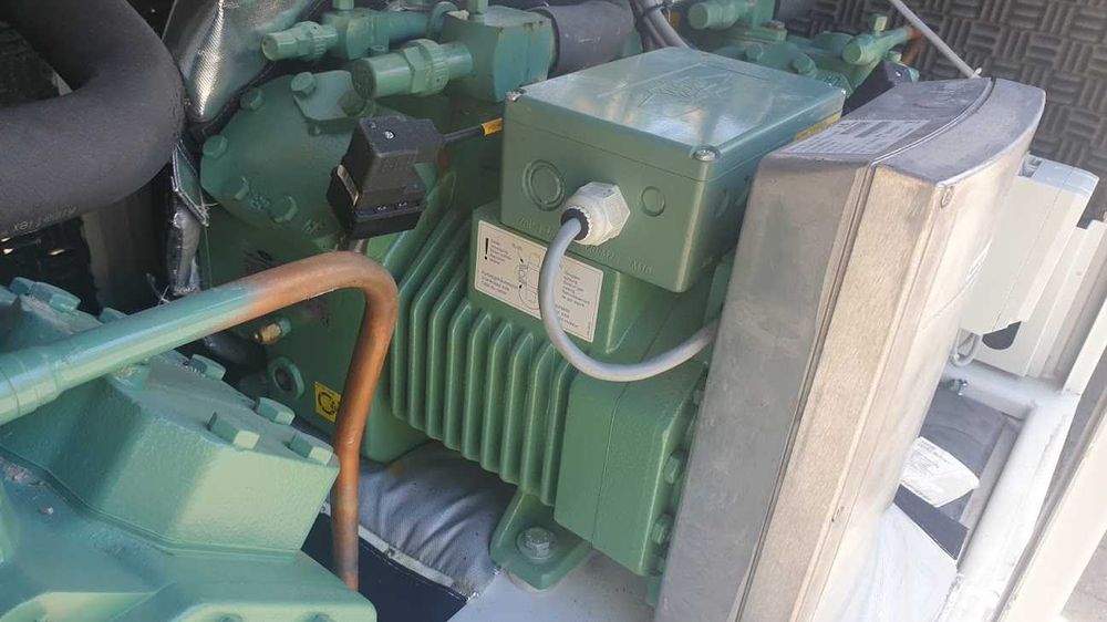 Zestaw sprężarek BITZER 4EC-4.2Y-40S 22,7 m 4CC-6F1Y-40S 32,5 m CICHY