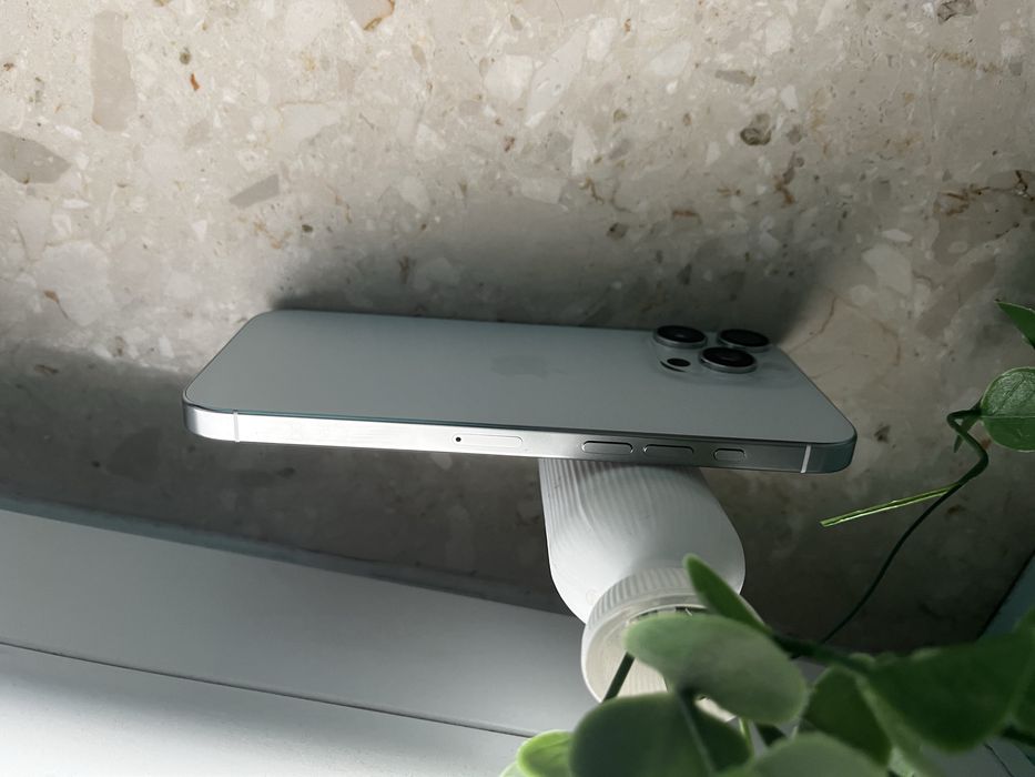 iPhone 16 pro max biały/white igla stan