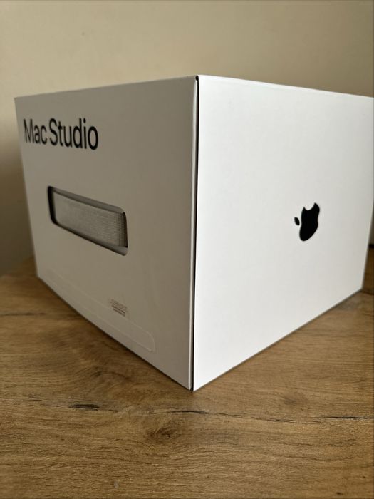 Zestaw MacStudio M4 Max + Beelink Mate Studio (2 TB  x 2)