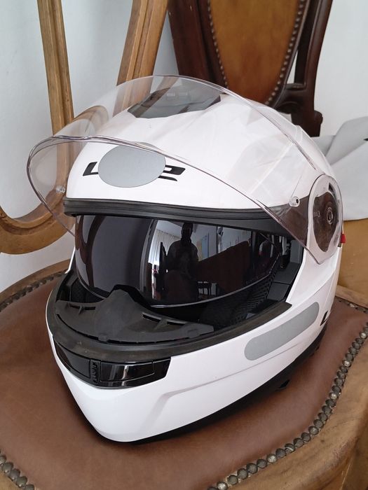 Capacete modular LS2