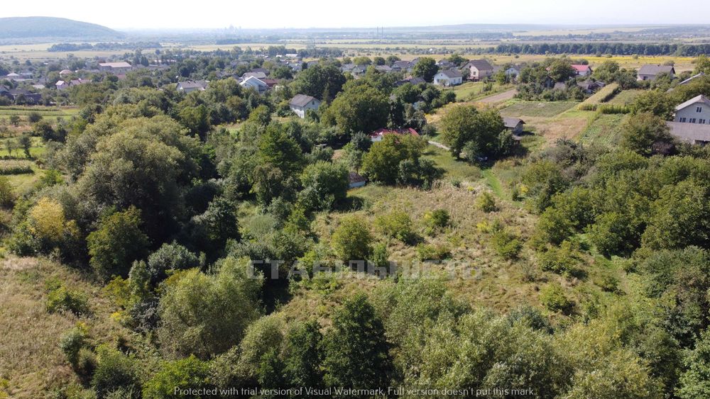 Продаж ділянка 28 сотих. Сілець. Світло. Газ. Вода. Асфальт. Будинки