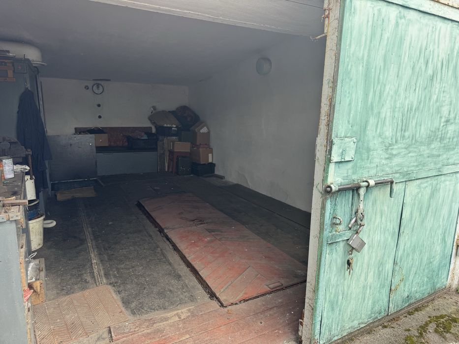 Продам капитальный гараж с погребом и ямой в Гк Автотурист