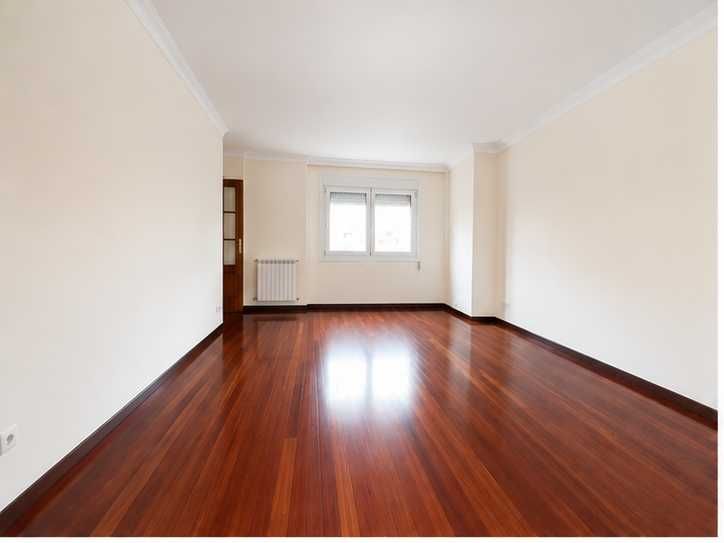 Aluga-se Apartamento T2 com Lugar Garagem e Arrecadação