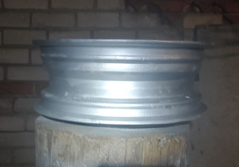 Продам пару Газелевских дисков