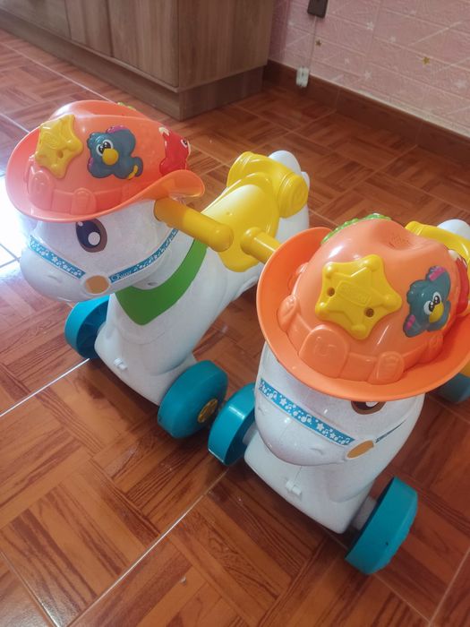 Cavalo Chicco novo