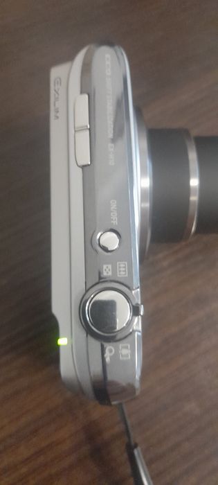 Фотоапарат Casio Exilim EX-H10 (CCD)