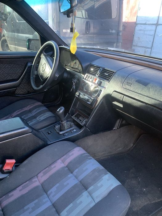 Продажа авто , Mersedes 180 1995год