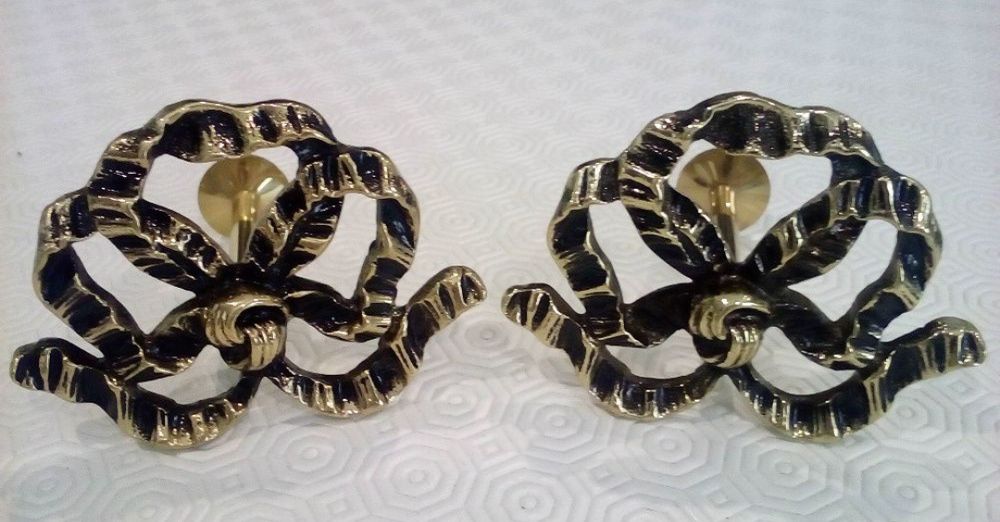 Por estrear! - Muito elegantes e discretas rosetas (preto e dourado)