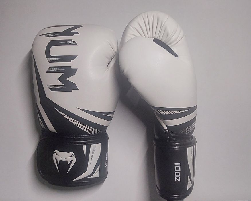 Luvas Box Venum Challenger 3.0, 10 Oz [Como Novas/Com Caixa]