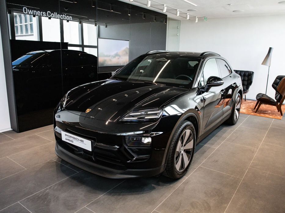 Porsche Macan Electric