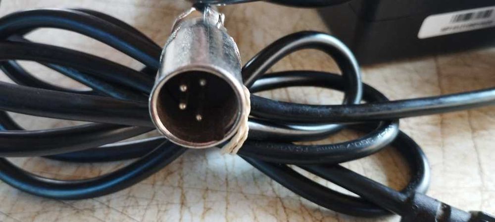 Carregador Bateria de bicicleta elétrica, E-Bike DZL 42v original.