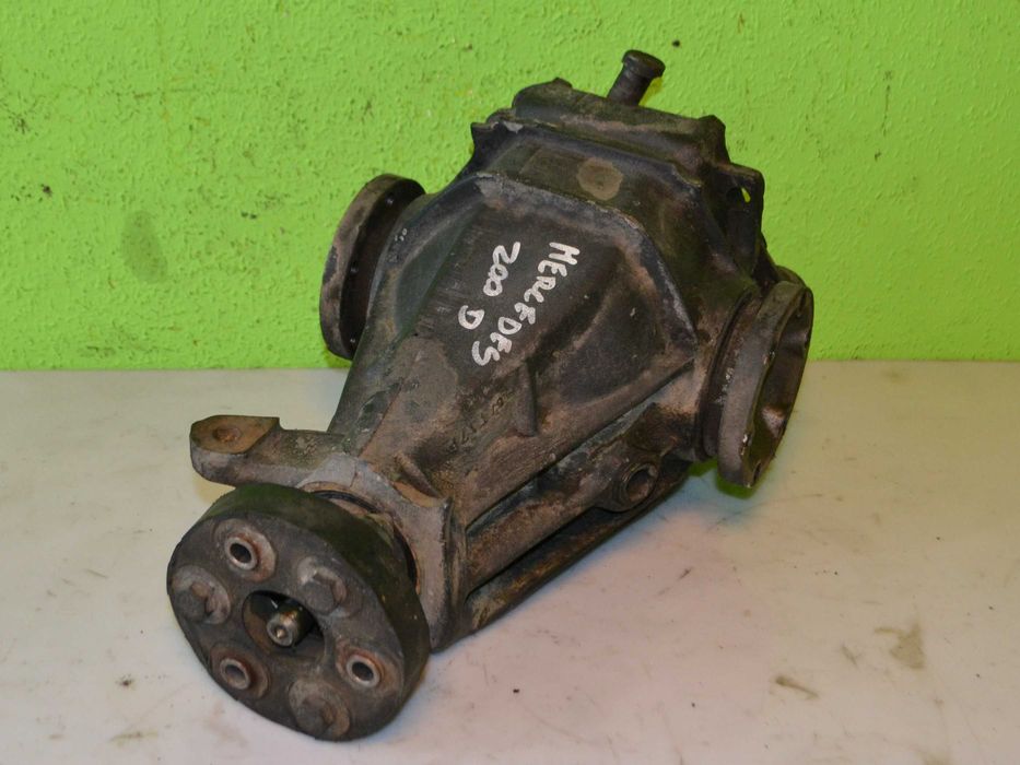 Dyferencjał dyfer tył MERCEDES W124 200D  3.91