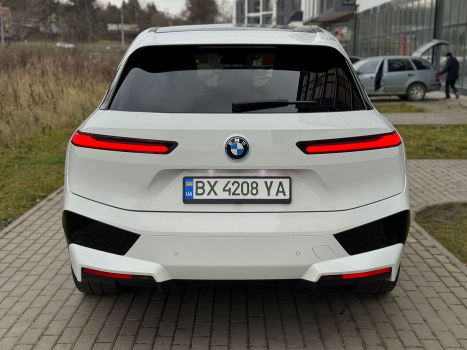 Продам BMW iX 2022 i20