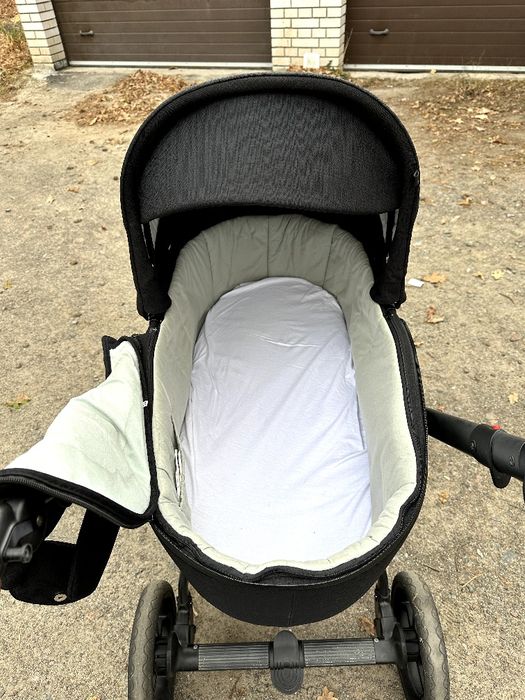 Коляска Roan Bass Next, в гарному стані