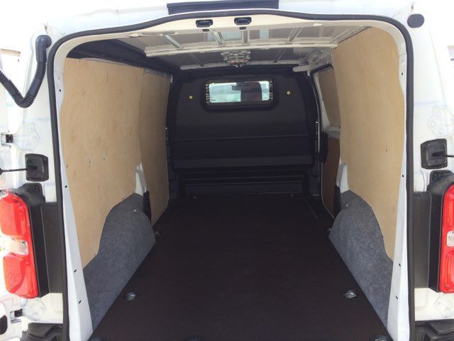 Renault Trafic L2H1 ochrona przedziału ładunkowego