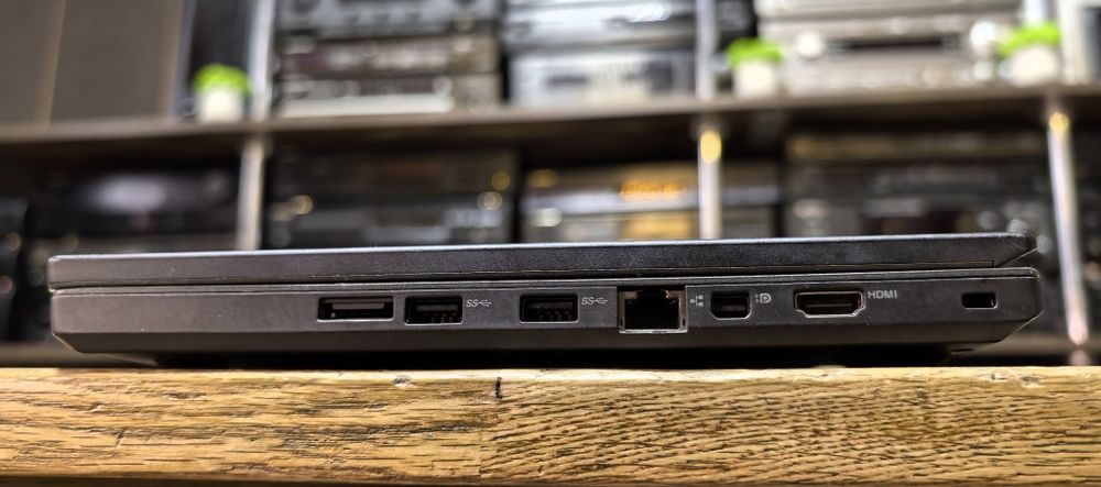 Ноутбук Lenovo T460/i5-6440HQ/Ram no/HDD no /Акб но