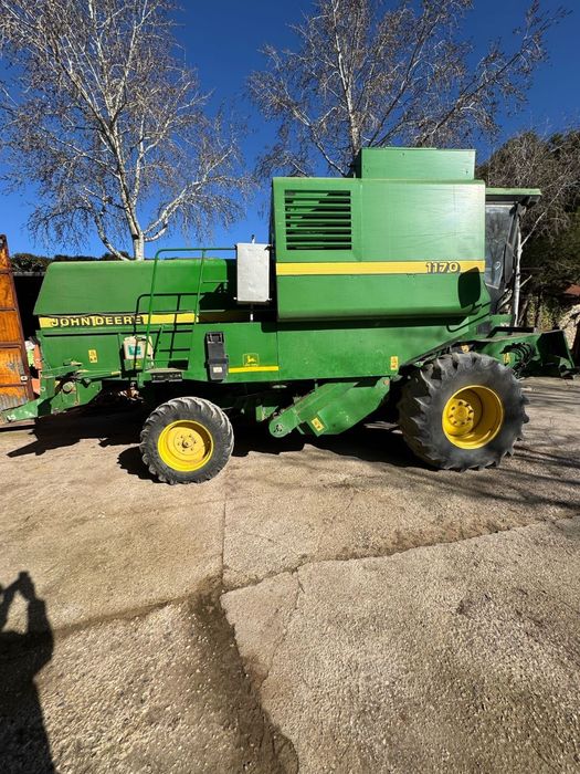 Комбайн John Deere