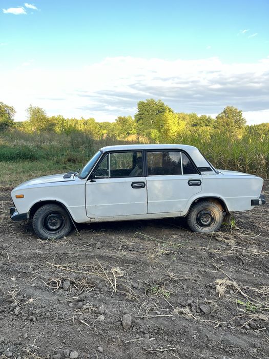 Продам ваз 2103 є торг