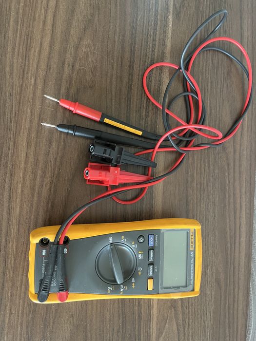 Мультиметр Fluke 179