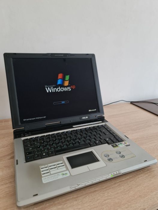 Ноутбук Lenovo a