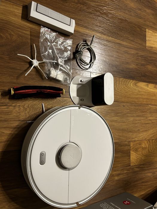 Sprzedam odkurzacz roborock S5max