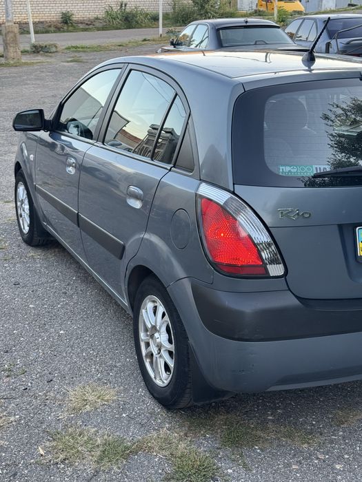 Kia rio 2006 1.4 150проб 1 власник