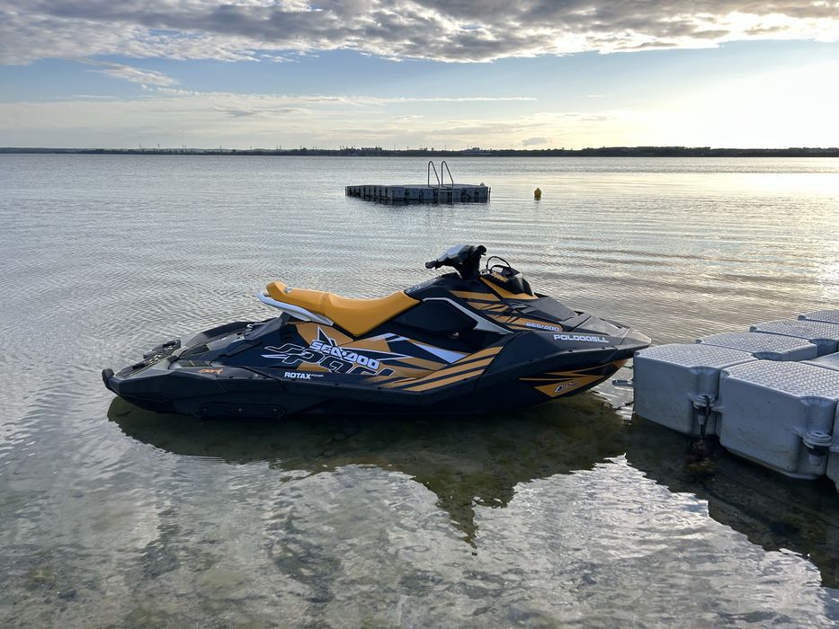 CHAŁUPY 3 przyczepa 6 osób+ skuter wodny netflix wynajem nocleg Hel