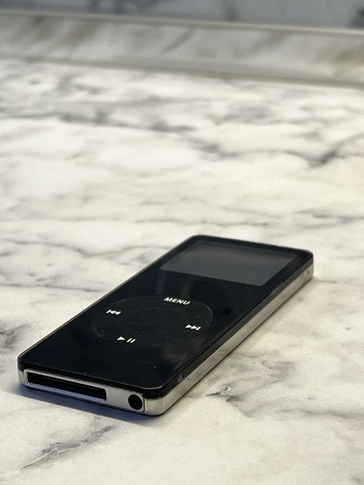 Продам Ipod nano 1