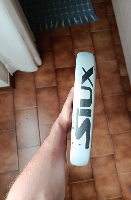 Raquete de Padel Siux Diablo Revolution Pro 3 (Sanyo Gutiérrez)