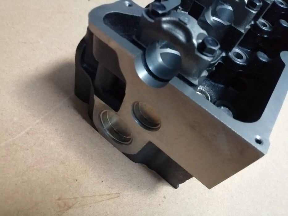 Cabeça de Motor 2.4 D 2L2 - Toyota Hilux / Hiace
